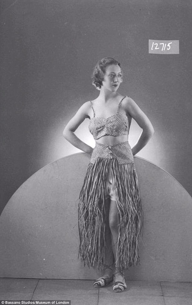 Những thiết kế cổ điển này thực tế có thể khiến nhiều phụ nữ hiện đại cảm thấy được truyền cảm hứng.