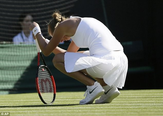Sharapova bất ngờ thua ngay vòng đầu trước đối thủ "vô danh" - 2
Kvitova thất vọng khi thất bại ở vòng đầu