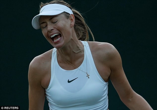 Sharapova bất ngờ thua ngay vòng đầu trước đối thủ "vô danh" - 1
Sharapova gây thất vọng lớn khi không thể tiến sâu ở Wimbledon