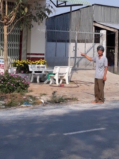 Vụ đến thăm đất, người khác đã xây nhà ở từ bao giờ: Thừa nhận sai sót! - 3 Khoảng tháng 11/2017 khi ông Lê Văn Dữ đến thăm đất thì phát hiện người khác đã cất nhà ở trên đất của ông từ bao giờ