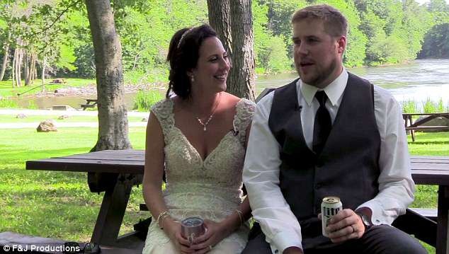 Cặp đôi cô dâu Cheyenne và chú rể Lucas Kopeschka