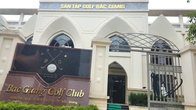 Những ai "đạo diễn" vụ mang 17.000 m2 đất công viên cho "mượn" làm sân tập golf? - 4 Những ai "đạo diễn" vụ mang 17.000 m2 đất công viên cho "mượn" làm sân tập golf? - 4