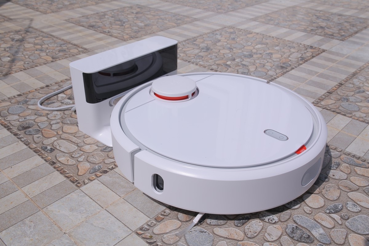 Xiaomi đưa robot hút bụi thông minh về Việt Nam - 2 Mi Robot Vacuum