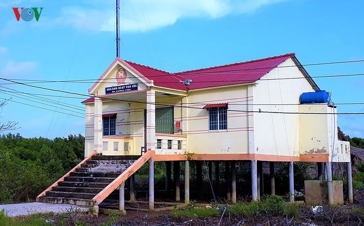 Đặc sắc nhà “cao cẳng” ở đất Mũi Cà Mau - 3 Nhà sàn ở Cà Mau gọi là nhà cao cẳng xứ Mũi.