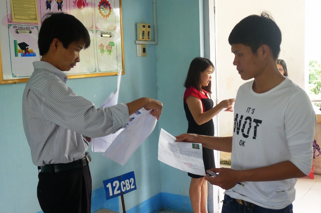 Sau rà soát, 251 bài thi trên 9 điểm không thay đổi điểm số - 1 Theo Sở GD -ĐT An Giang, công tác tổ chức kỳ thi THPT quốc gia 2018 trên địa bàn tỉnh diễn ra an toàn, đúng qui chế. (ảnh minh họa)