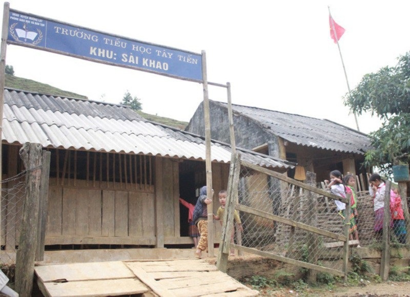 Thanh Hóa: Giải quyết dứt điểm việc thiếu nhà vệ sinh trước thềm năm học mới - 1 Việc sửa chữa, cải tạo nhà vệ sinh, công trình nước sạch cho các cơ sở giáo dục hoàn thành trước khai giảng năm học mới 2018 - 2019
