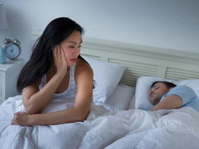 Lý do đau đớn khiến chồng 3 năm không chạm vào vợ nhưng nhất định không chịu ly hôn - 1 Chồng lạnh nhạt chuyện chăn gối khiến tôi chán nản vô cùng. Ảnh minh họa