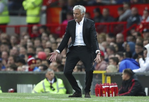 Những khoảnh khắc chiến thắng đầu tiên của MU trong mùa giải mới - 16
Mourinho tiếc nuối cơ hội ghi bàn bỏ lỡ của Lukaku