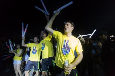 Đây là lần thứ 3 nhóm nhạc Disco nổi tiếng này tới Việt Nam nhưng là lần đầu tiên Boney M có live show độc diễn trước người hâm mộ đất nước hình chữ S. “Lửa Mùa Hè – Boney M” đã mang đến những màn trình diễn đẳng cấp, thổi bùng cảm xúc thăng hoa của hàng ngàn khán giả Việt. Tại đêm diễn, Boney M đã khuấy động không khí cuồng nhiệt, lôi cuốn cả biển người hát theo giai điệu quen thuộc của Sunny, của Daddy Cool hay Rasputin.