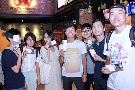 Monta chinh phục khán giả Hà Nội ngay lần đầu ra mắt - 1 3 tập đầu tiên (Hành tinh mỳ, Hành tinh rác và Hành tinh bánh ngọt) trong series “Monta trong dải ngân hà kỳ cục” vừa được công chiếu lần đầu tiên tại Hà Nội chiều 10/8. Sự kiện thu hút đông đảo giới chuyên môn, nghệ sĩ và gia đình tới tham dự.