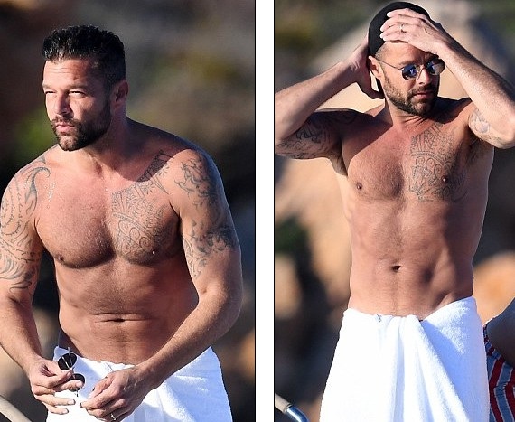 Ricky Martin khoe cơ bắp khi đi nghỉ mát cùng chồng - 4
Nam ca sỹ 47 tuổi, người nổi tiếng với bản hit Livin’ La Vida Loca khẳng định anh đã kết hôn theo đúng nghi thức chuẩn. Chúng tôi đã trao nhau lời thề ước và chúng tôi đã ký tất cả các giấy tờ cần thiết gồm cả hợp đồng hôn nhân. Nó thật tuyệt vời! Tôi không còn phải giới thiệu anh ấy là chồng chưa cưới của tôi. Jwan giờ đã là chồng tôi. Anh ấy là người đàn ông của tôi.