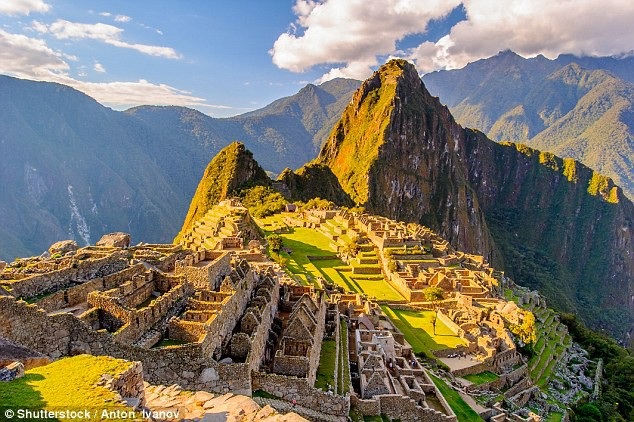 Tour du lịch trị giá 4 tỉ đồng, đi qua 30 quốc gia và 56 di sản thế giới đặc biệt cỡ nào? - 1 Tour du lịch trị giá 4 tỉ đồng, đi qua 30 quốc gia và 56 di sản thế giới đặc biệt cỡ nào? - 1