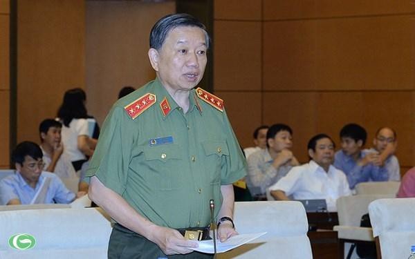 “Phát hiện, điều tra tội phạm kinh tế, chức vụ chưa tương xứng” - 1 Bộ trưởng Công an Tô Lâm đăng đàn trả lời chất vấn trước UB Thường vụ Quốc hội chiều 13/8