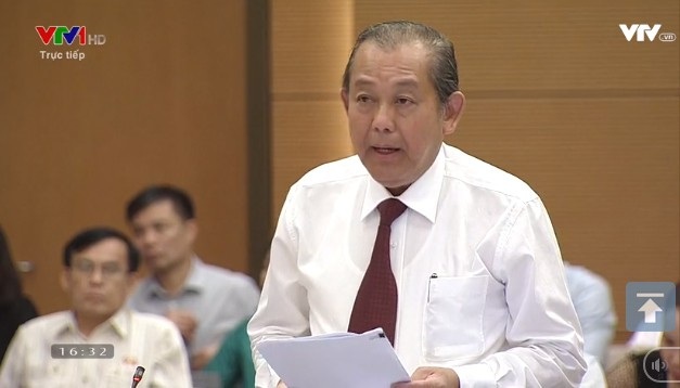 Phó Thủ tướng: Chính sách dân tộc vẫn mang tính… nhiệm kỳ - 1 Phó Thủ tướng Trương Hoà Bình giải trình thêm trước UB Thường vụ Quốc hội về các nội dung chất vấn liên quan đến trách nhiệm điều hành của Chính phủ.