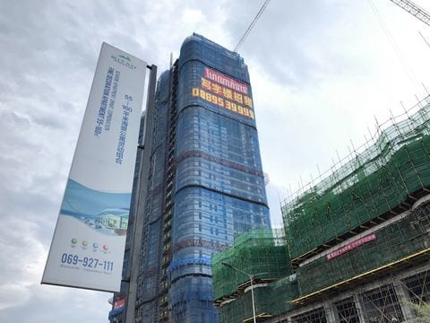 Campuchia bắt 50 người Trung Quốc nghi cầm đầu đường dây mại dâm - 1 Một dự án do Trung Quốc đầu tư ở Sinhanoukville (Ảnh minh họa: Washington Post)