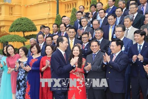 Chủ tịch nước Trần Đại Quang gặp mặt các Trưởng Cơ quan đại diện ngoại giao Việt Nam ở nước ngoài (ảnh: TTXVN)