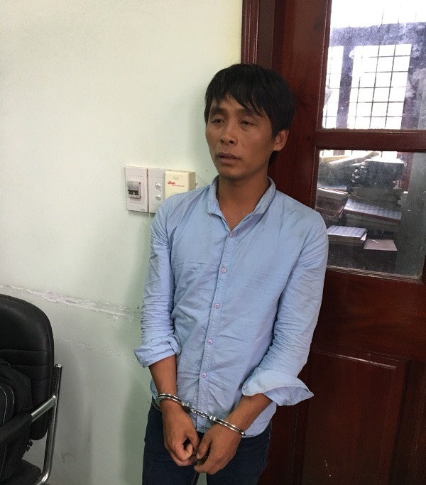 Hung thủ thảm sát cả gia đình vợ khai gì với công an - 1 Nguyễn Đăng Khoa tại cơ quan công an