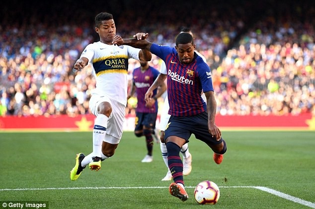 Messi ghi bàn, Barcelona hạ Boca Juniors để giành Joan Gamper Cup - 1
Tân binh Malcom đã có bàn thắng đầu tiên cho Barcelona