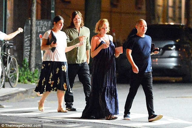 Sao phim Troy mang bầu ở tuổi 42 - 9
Norman Reedus nổi tiếng với phim The Walking Dead. Ông đã có 1 đứa con với siêu mẫu Helena Christensen