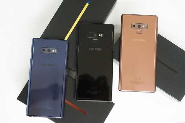 Nhiều người dùng được nâng cấp từ 128GB lên 512 GB khi mua Galaxy Note9 - 2 3 màu cơ bản của Galaxy Note9, ngoài ra còn phiên bản màu tím sẽ được giới thiệu sau ngày mở bán.
