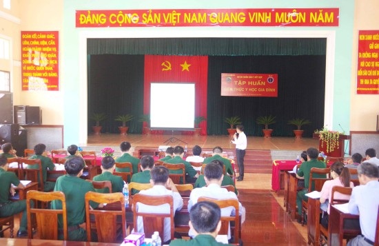 Lớp tập huấn kiến thức bác sĩ gia đình theo dự án quân dân y kết hợp 2017-2018 - 2 Lớp tập huấn kiến thức bác sĩ gia đình theo dự án quân dân y kết hợp 2017-2018 - 2