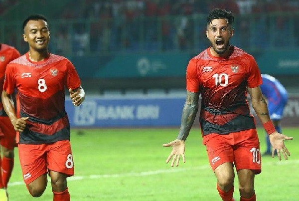 Olympic Indonesia đánh bại Lào để nuôi hy vọng đi tiếp ở Asiad 2018 - 1 Indonesia có chiến thắng quan trọng trước Lào để nuôi hy vọng vào vòng 1/8, môn bóng đá nam Asiad 2018