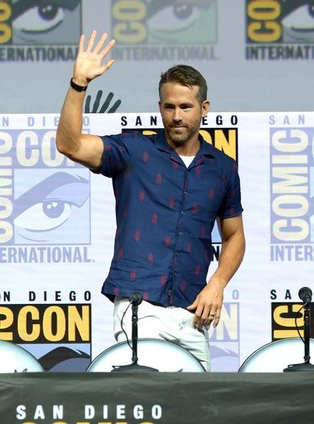 Tài tử phim Deadpool lộ diện bên con gái nhỏ - 7
Ngôi sao 42 tuổi người Canada kết hôn với nữ diễn viên Blake Lively vào năm 2012