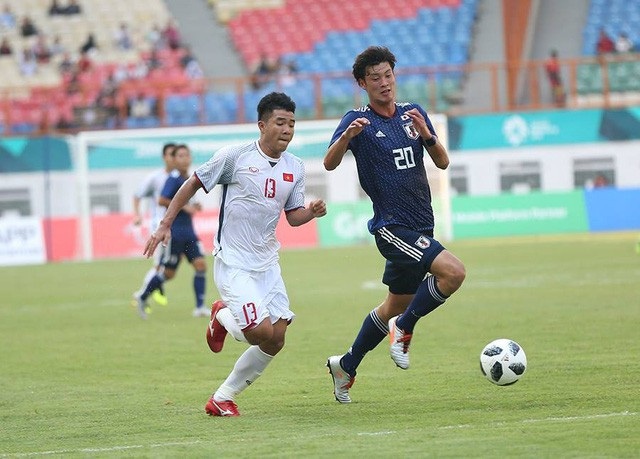 “Olympic Việt Nam thời điểm này không dễ bị đánh bại” - 1 Olympic Việt Nam có thể thích ứng với nhiều sơ đồ và lối chơi khác nhau (ảnh: Huyền Trang)