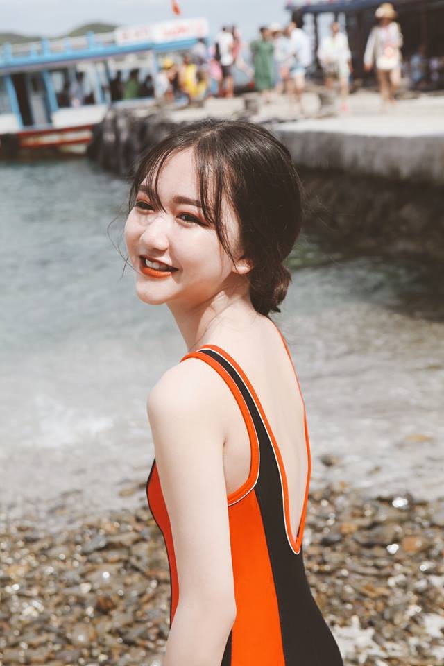 Nữ sinh 13 tuổi xinh đẹp thích làm mẫu ảnh, có nhiều tài lẻ - 7 Thoại Nghi bộc bạch: “Từ khi em bắt đầu được biết đến, có rất nhiều ý kiến trái chiều khác nhau, có người khen, người chê còn dùng cả lời khiếm nhã và không thích những việc em làm.