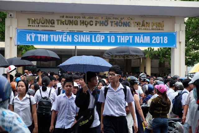 Đà Nẵng: Công nhận điểm 10 Ngoại ngữ cho HS thi vào lớp 10 có chứng chỉ quốc tế - 1 Ngành GD Đà Nẵng chủ trương miễn thi và công nhận điểm 10 môn Ngoại ngữ đối với thí sinh đã có chứng chỉ quốc tế thi vào lớp 10 các trường THPT