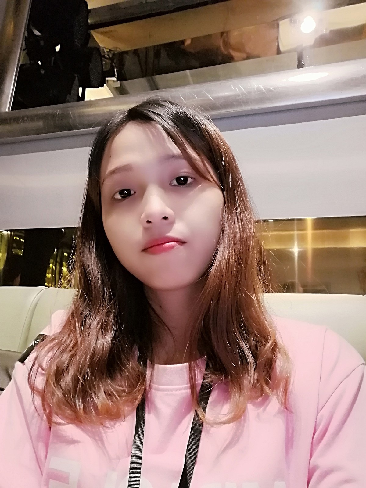 Đánh giá Huawei Nova 3i, smartphone "lai" P20 Pro - 7 Điều kiện ánh sáng yếu, camera của máy vẫn cho kết quả khá tốt