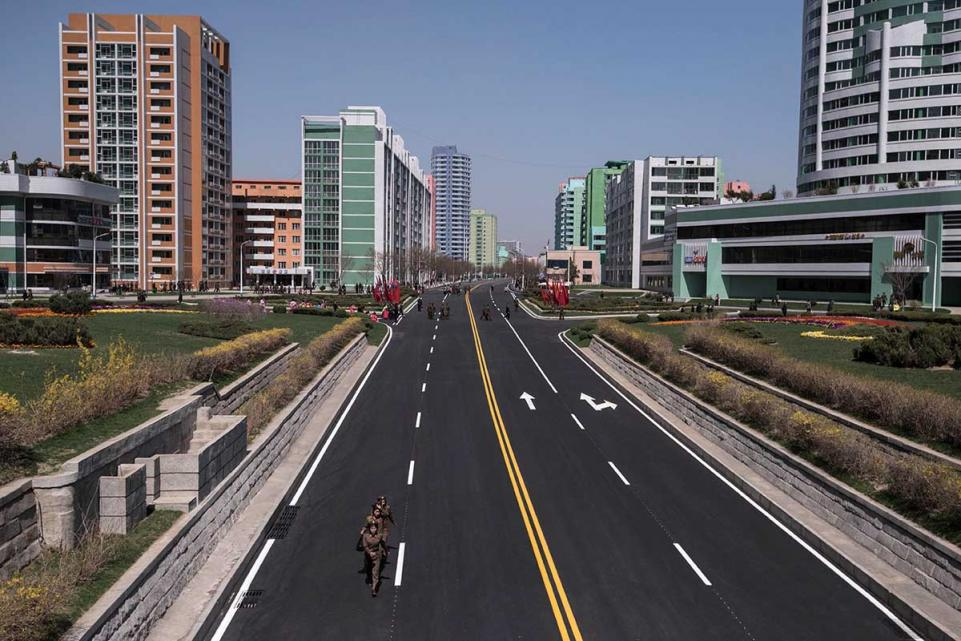 Một tuyến đường tại thủ đô của Triều Tiên. (Ảnh: AFP)