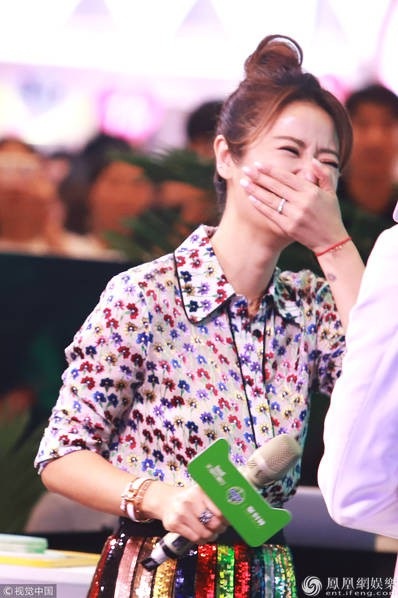 
Lâm Tâm Như cho hay, với một phụ nữ việc duy trì lối sống lành mạnh, vui vẻ là bí quyết giúp họ trẻ trung hơn.
