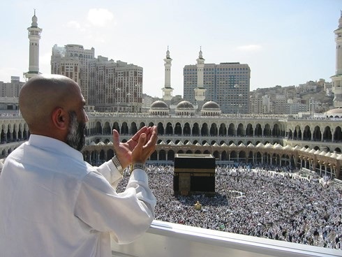 Sáng kiến hành hương thông minh hỗ trợ các tín đồ Hồi giáo đến Mecca - 1
Lễ hành hương kéo dài từ ngày 19-24/8 tới sẽ thu hút 2 triệu người Hồi giáo từ khắp nơi trên thế giới. Ảnh: Wikipedia