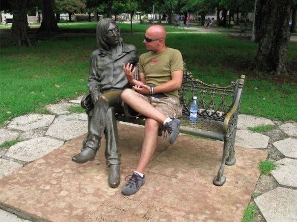 Tâm sự hai người đàn ông