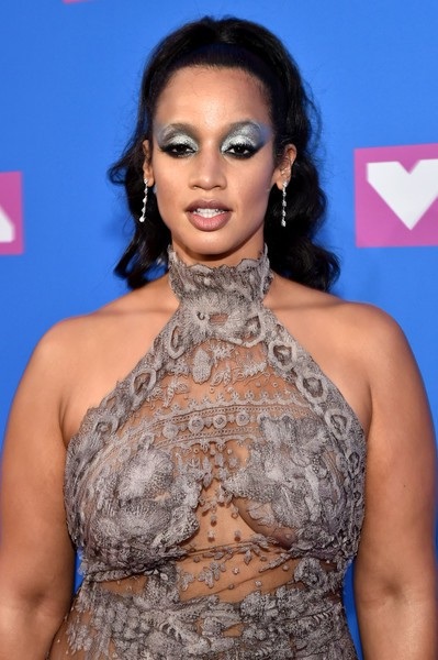 
Cô sở hữu vẻ đẹp khỏe khoắn và cá tính
