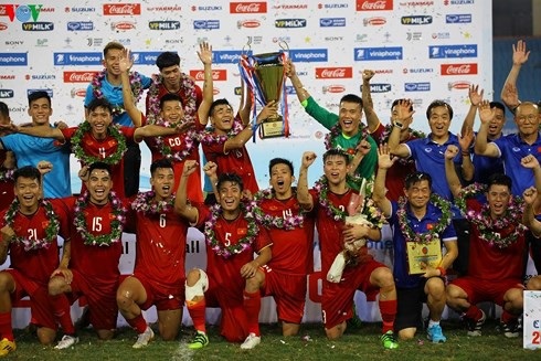 Tổng Giám đốc VOV: “Công chúng đã tạo động lực để mua bản quyền ASIAD“ - 2 Với việc VOV có bản quyền phát sóng ASIAD 2018, người hâm mộ sẽ chấm dứt cảnh phải theo dõi các VĐV thi đấu qua các kênh không chính thống. (Ảnh: Trọng Phú)