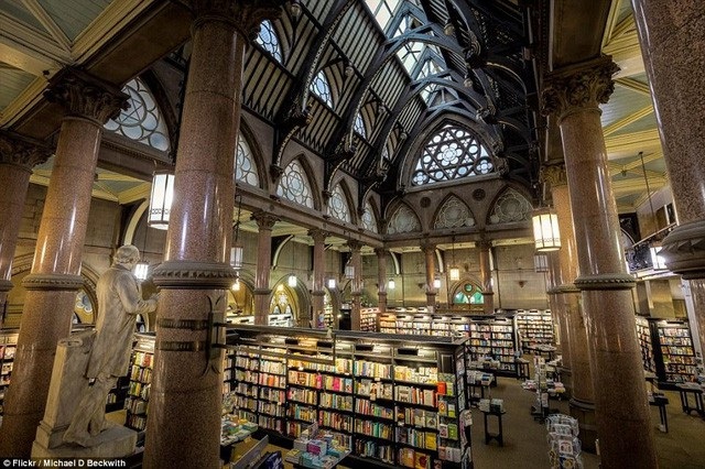 Điều thú vị bên trong những hiệu sách đẹp nhất thế giới - 14 Hiệu sách Waterstones. (Ảnh: Flickr)