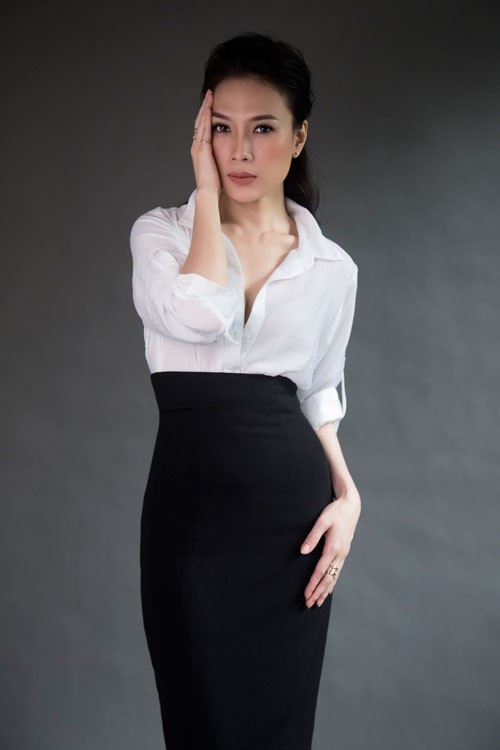 Mỹ Tâm lần đầu về "hát tặng mẹ" ngày lễ Vu Lan - 1 Ca sĩ Mỹ Tâm.