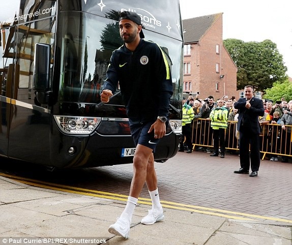 
Tiền vệ Ryad Mahrez
