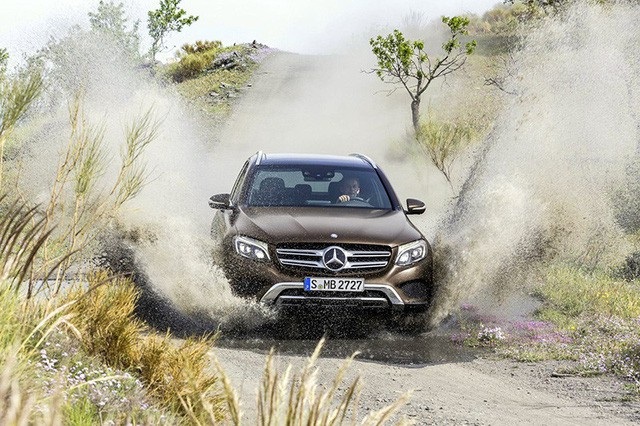 Vụ việc Mercedes-Benz GLC bị nước vào cầu