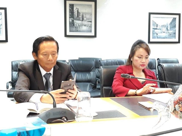 Eximbank và đại gia Chu Thị Bình sẽ "giáp mặt" tại toà? - 1 Chiều 27/8, Ngân hàng TMCP Xuất Nhập Khẩu Việt Nam - Eximbank đã phát đi thông tin về việc liên quan đến khoản tiền gửi tiết kiệm 245 tỷ đồng của khách hàng Chu Thị Bình bị bốc hơi.