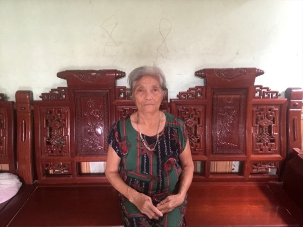 Bất ngờ tìm được con gái mất tích 28 năm trước nhờ Facebook - 2 Biết tin con gái còn sống, bà Toàn vừa mừng vừa tủi.