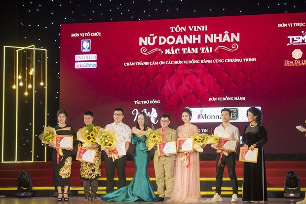 Hoa hậu Đại sứ Stella Chang được tôn vinh Top 10 Nữ doanh nhân Sắc Tâm Tài 2018 - 9 Các nhà tài trợ và đồng hành cùng chương trình.