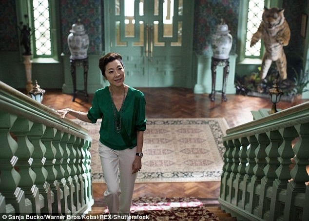 Hollywood không thể ngó lơ thành công của “Con nhà siêu giàu Châu Á” - 2 Cảnh trong phim “Con nhà siêu giàu Châu Á”