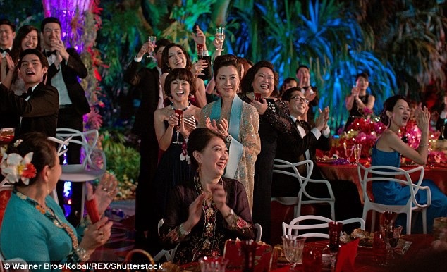 Hollywood không thể ngó lơ thành công của “Con nhà siêu giàu Châu Á” - 3 Cảnh trong phim “Con nhà siêu giàu Châu Á”