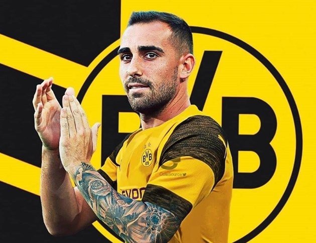 Nhật ký chuyển nhượng ngày 28/8: Không nghe Mourinho, MU giữ Martial - 3
Paco Alcacer gia nhập Dortmund