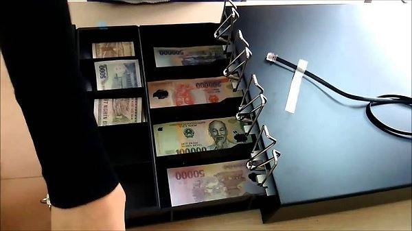 9X trộm trăm triệu của chủ cửa hàng giày - 1
Ảnh minh họa