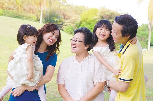 Người tham gia bảo hiểm yêu cầu tích luỹ hiệu quả và bảo vệ toàn diện, có phải quá khó? - 1
Đáp ứng mong muốn được bảo vệ toàn diện của những bà mẹ như chị Liên, sản phẩm An Hưng Phát Lộc bảo vệ trước nhiều rủi ro có thể xảy ra trong cuộc sống như tử vong, bệnh hiểm nghèo, tai nạn, thương tật…