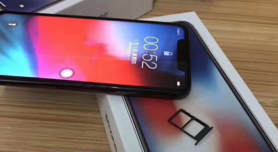iPhone X 6,1 inch và bài toán kiếm tiền "bạc tỷ" của Apple - 4 Hình ảnh bị rò rỉ cho thấy iPhone 6,1 inch có thể sẽ được hỗ trợ 2 SIM.